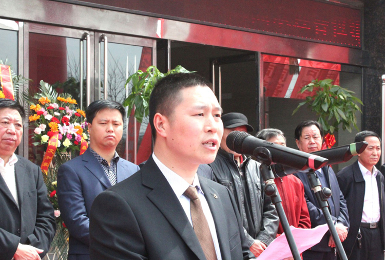 和顺大连陈伟定制家居有限公司搬迁典礼董事长讲话.png